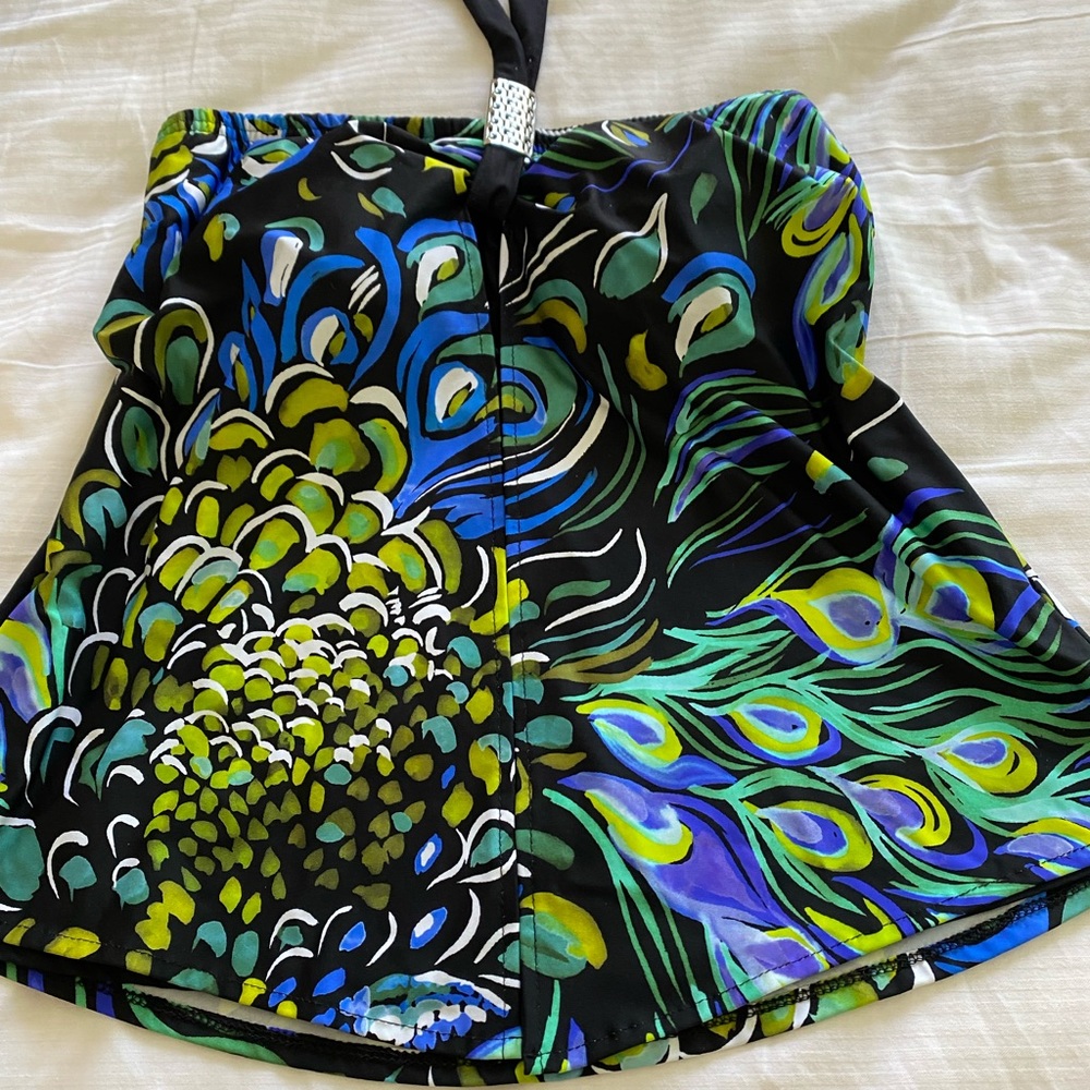 One of a kind Peacock 🦚 Tankini from Tara Grinna on Kings St! Charleston!